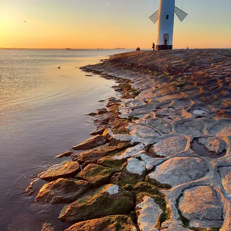 Trzy Pomosty Mistral * سفينويتشي