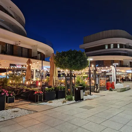 Trzy Pomosty Mistral سفينويتشي