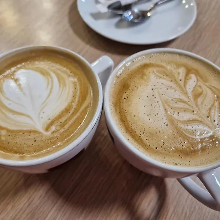 Trzy Pomosty Mistral شقة