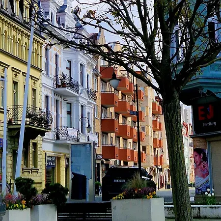 Trzy Pomosty Mistral Z Opcja Parkingu * Swinoujscie
