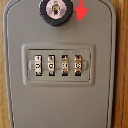 Trzy Pomosty Mistral شقة