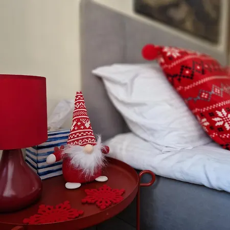 Trzy Pomosty Mistral * سفينويتشي