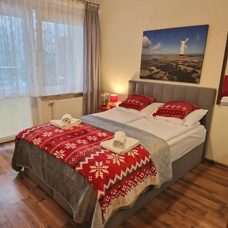 Trzy Pomosty Mistral شقة *